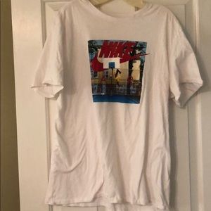 Nike men’s t-shirt